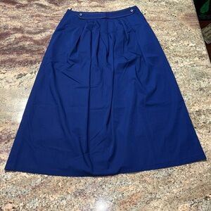 Fekbir Size 46 Dark Blue Midi Pleated Skirt with Faux Belt and Rose Accents